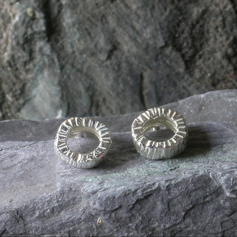 Florentine Style Round Earrings 100%Italian Silver